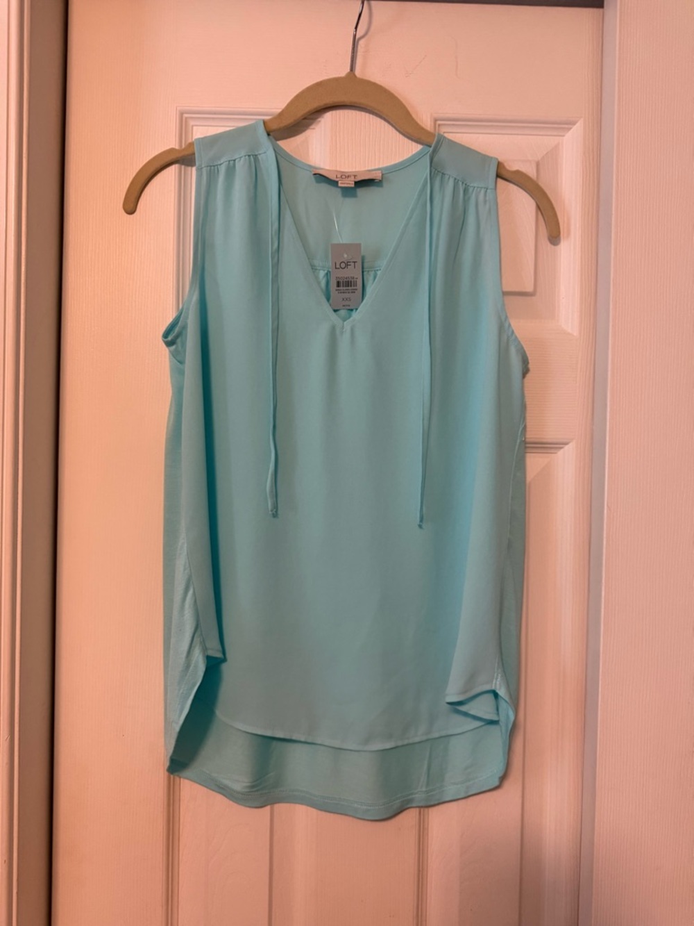 LOFT Sleeveless flowy V-Neck Tank Top in beautiful Light Aqua